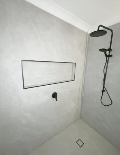 Modern Shower Reno